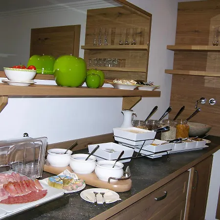 Bed and Breakfast Haus Waldheim 3*