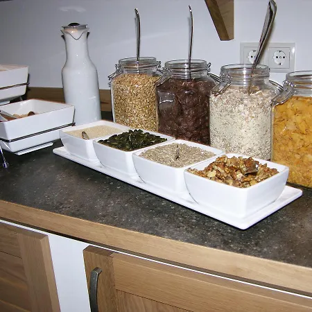 Bed & Breakfast Haus Waldheim Tux