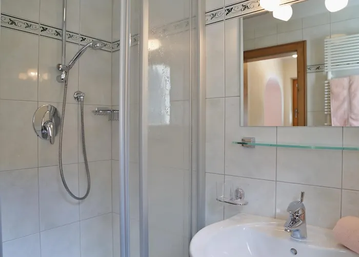 Haus Waldheim Bed and Breakfast