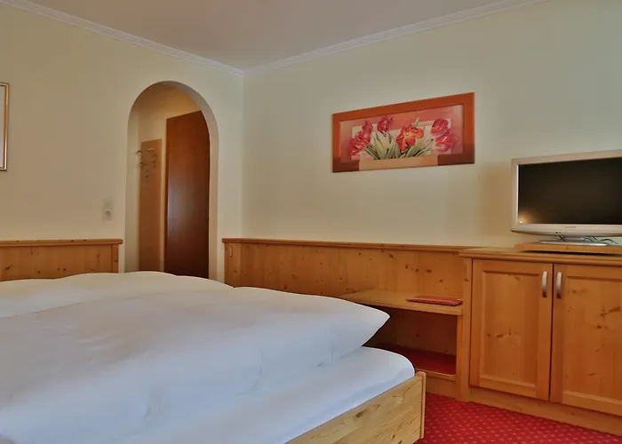 Bed and Breakfast Haus Waldheim Tux