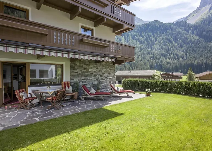 Haus Waldheim Bed and Breakfast 3*