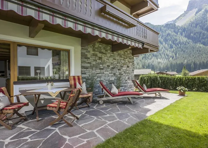 Haus Waldheim Bed & Breakfast 3*